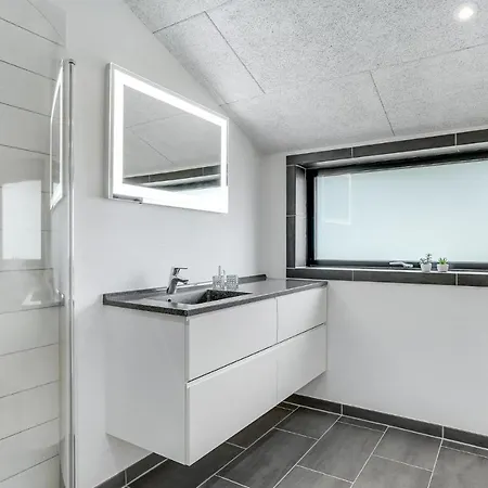 Feriehus Stunning In With Wifi Blåvand